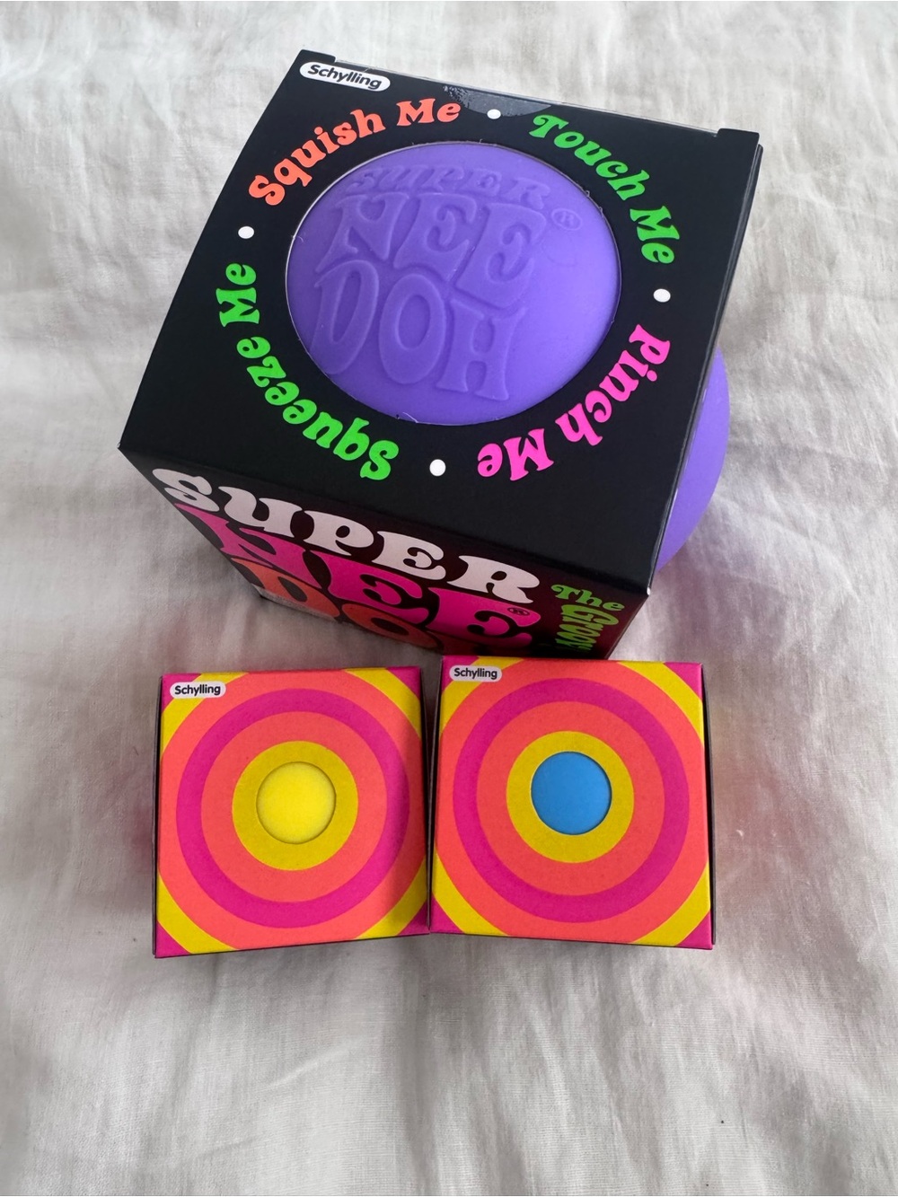 Super NeeDoh and two Color Change